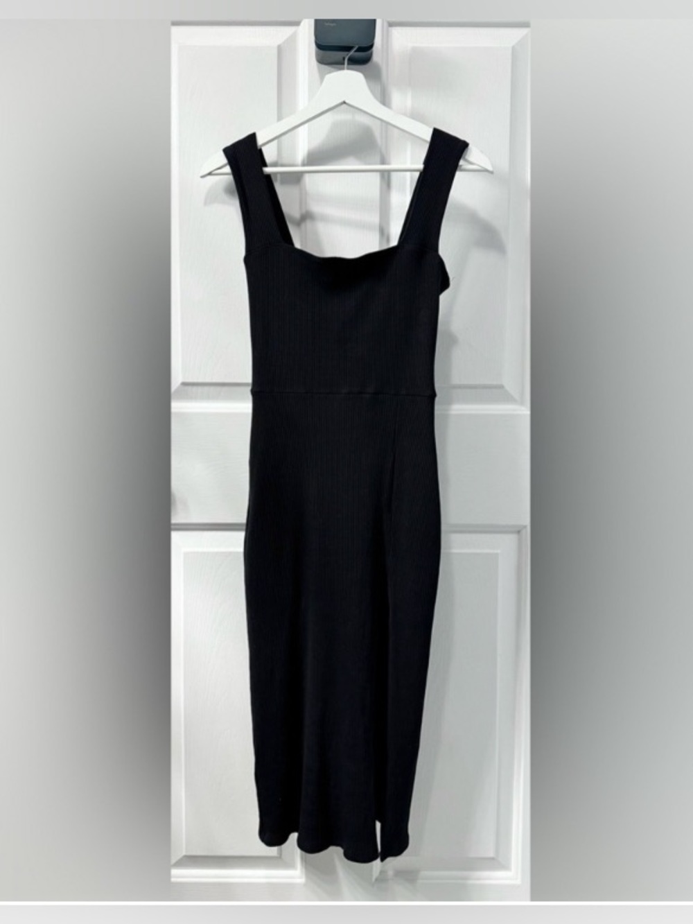 Reformation Midi Dress with Side Slit - Picture 3 of 6